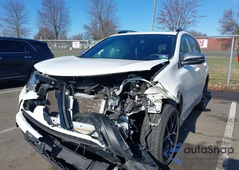 2017 Toyota Rav4 Se z USA, uszkodzony, nr VIN 2T3JFREV7HW668686